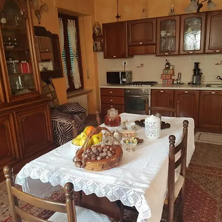 Strada Del Papa Couette-café *